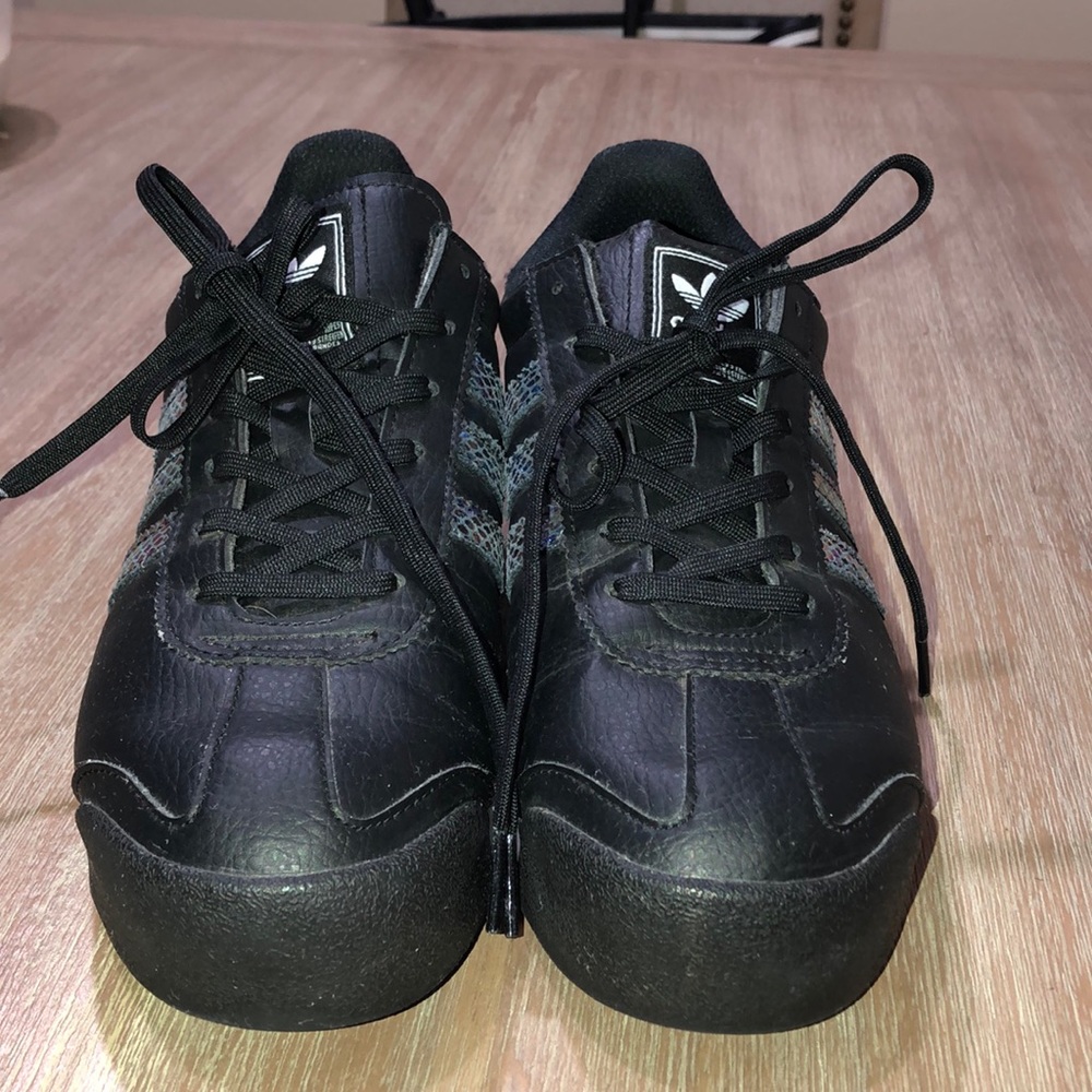 Adidas - Picture 2 of 3